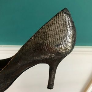 Metallic Nine West Pumps